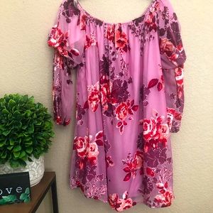 Beautiful floral mini dress!